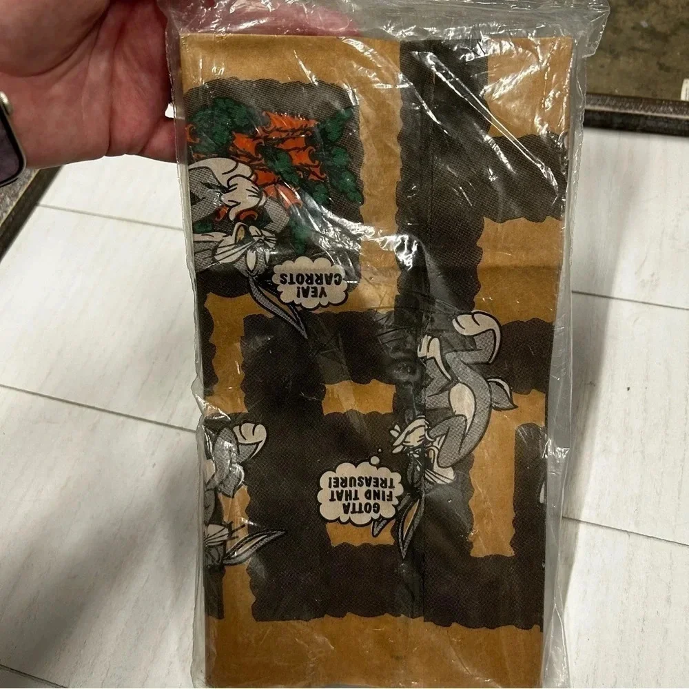 NWT Vintage Looney‎ Tunes Bugs Bunny Lunch Bags 1998 Brown Paper Treasure Hunt